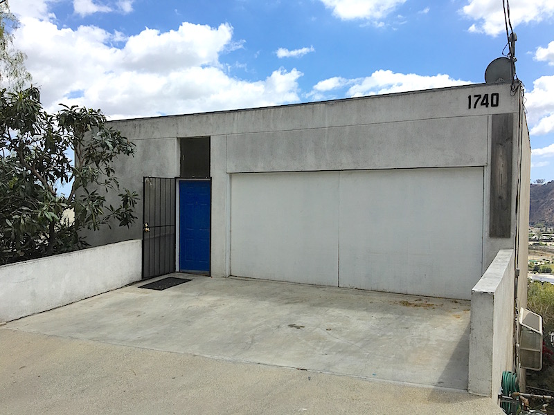 MASSIVE LIVE/WORK ARTIST LOFT | CONVERTED GARAGE STUDIO | ALL UTILITIES INCLUDED | SWEEPING LA VIEWS | PARKING & LAUNDRY